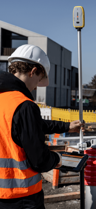 GeoMax equipment mobile slide 3